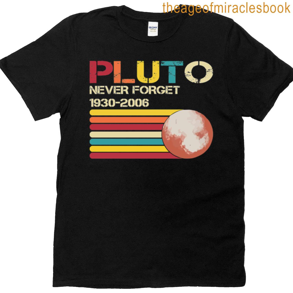 Pluto Never Forget 1930-2006 Retro Vintage Style T-shirt