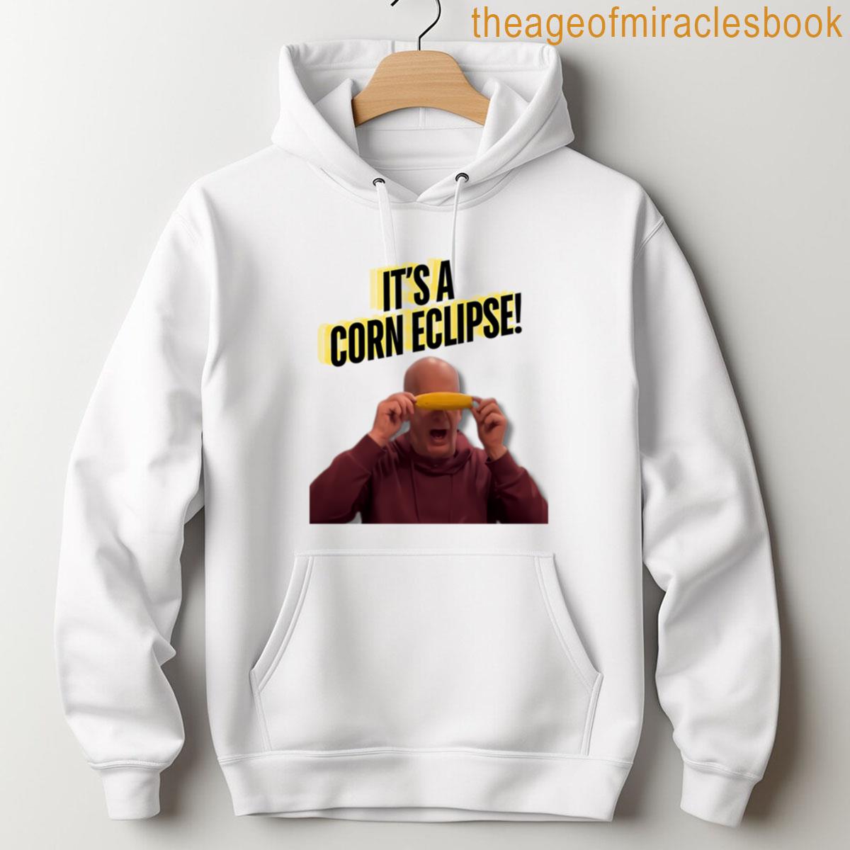 Alternative view of 2 Corn Eclipse T-shirt