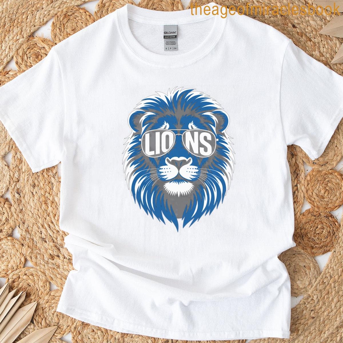 Face Lion With Sunglasses T-shirt