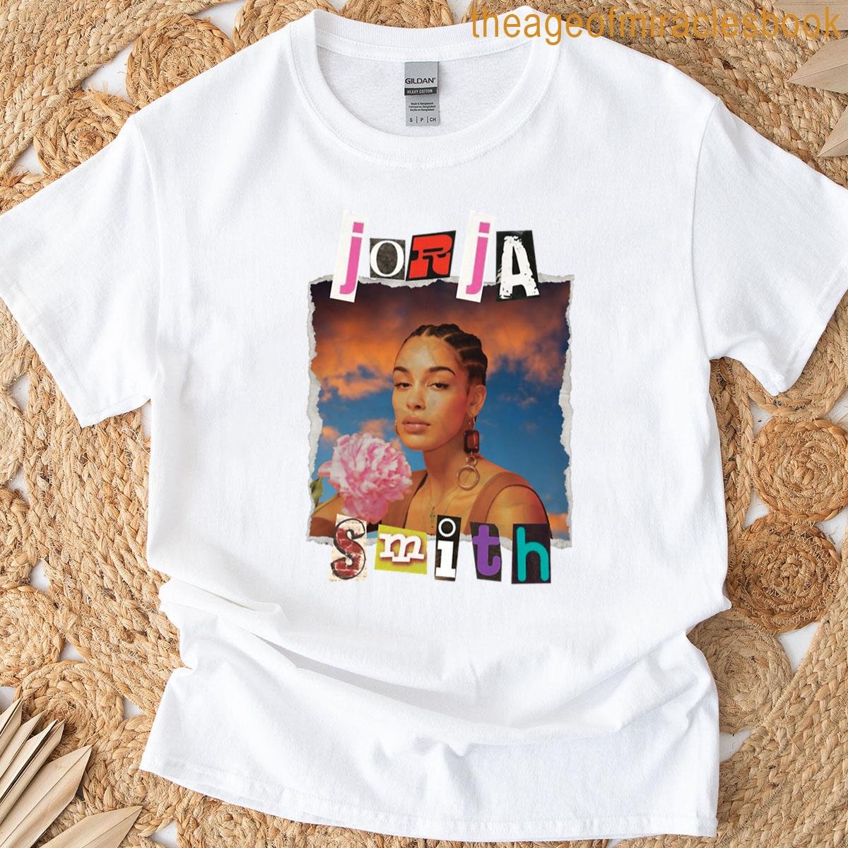 Jorja Smith Scrapbook Art T-shirt