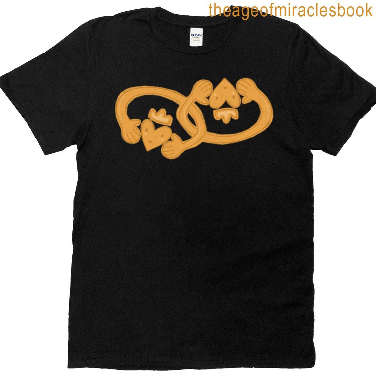 2 Claddagh Rings Illustration T-shirt