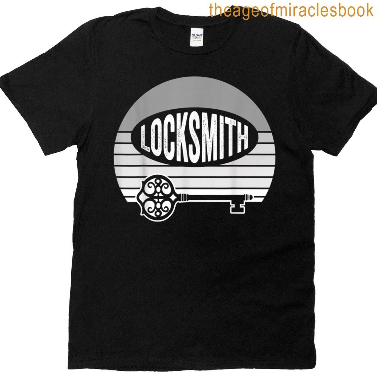 Locksmith Key Emblem Style T-shirt