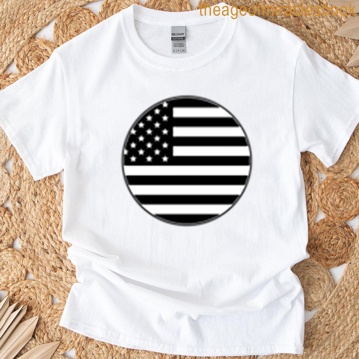 Black And White Us Flag Circle Distressed T-shirt