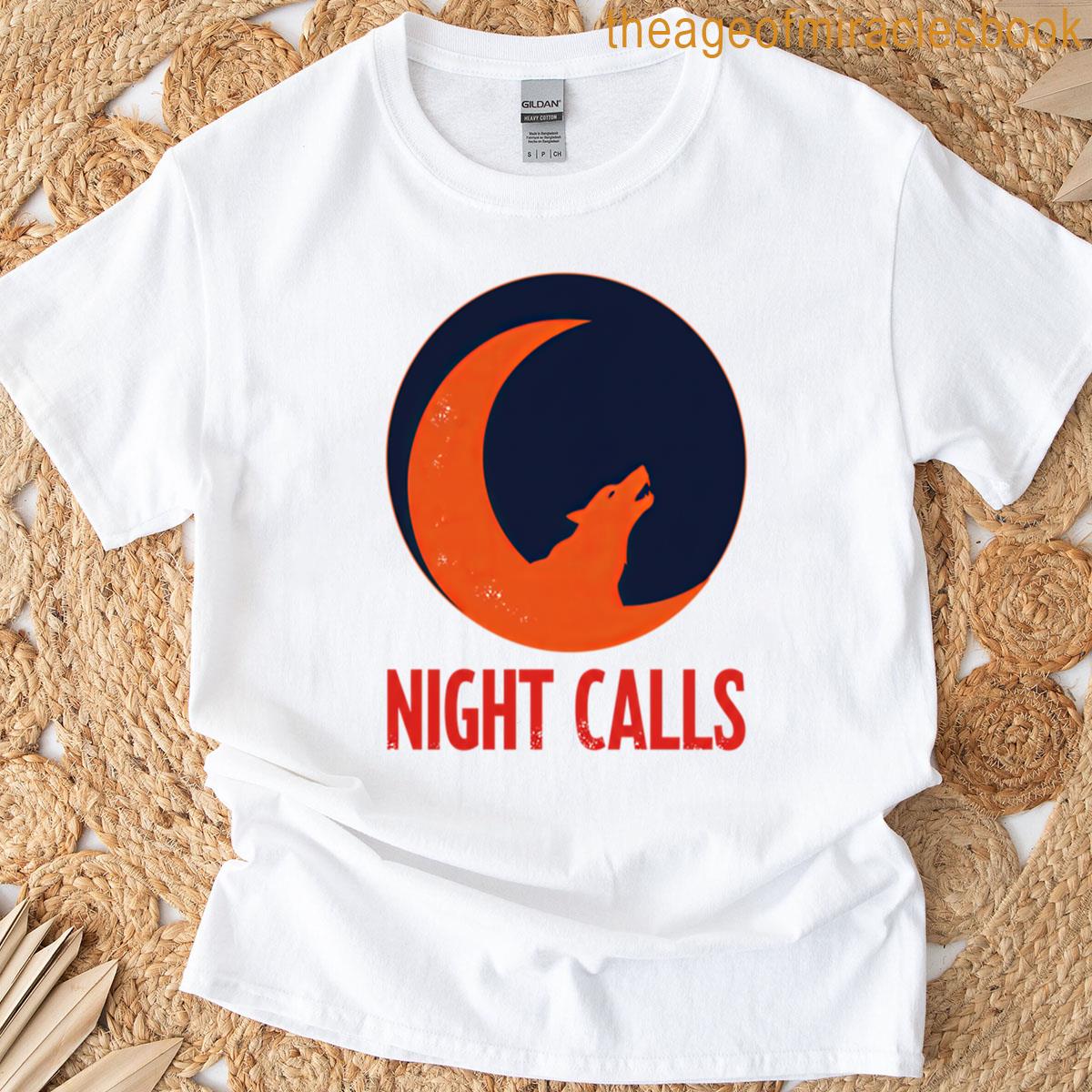 Howling Wolf Under Crescent Moon T-shirt