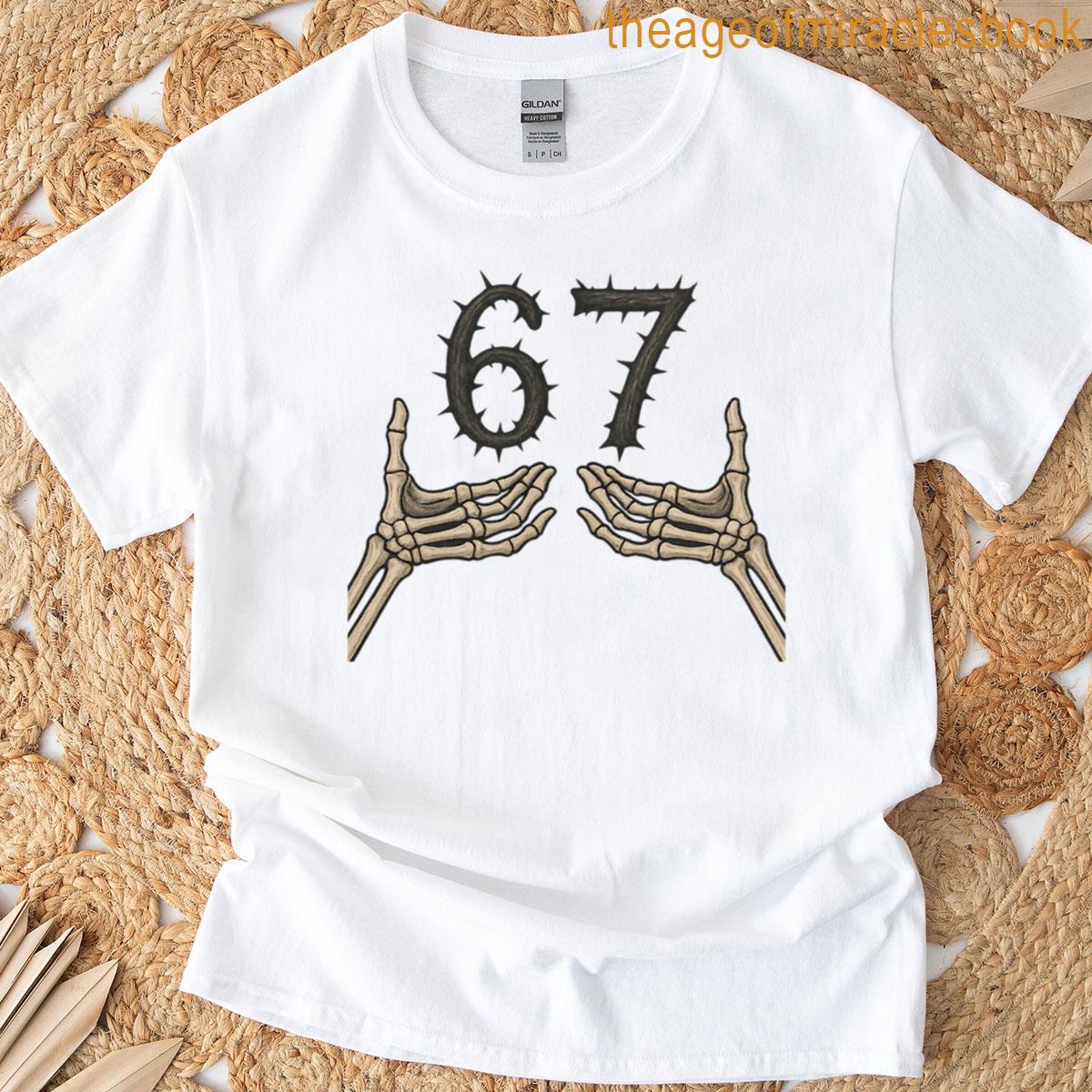 67 Skeleton Hand Halloween Boxy T-shirt