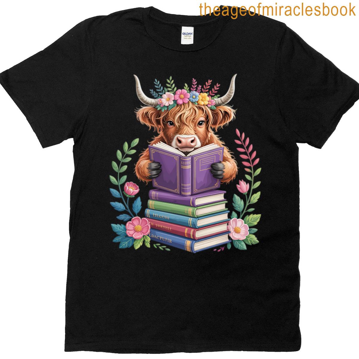 Highland Cow Reading Book T-shirt