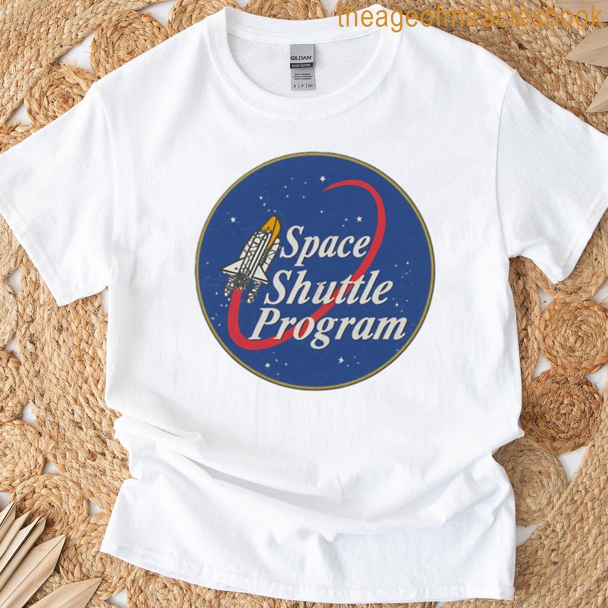 Vintage Retro Style Space Shuttle Program Space Nerds T-shirt
