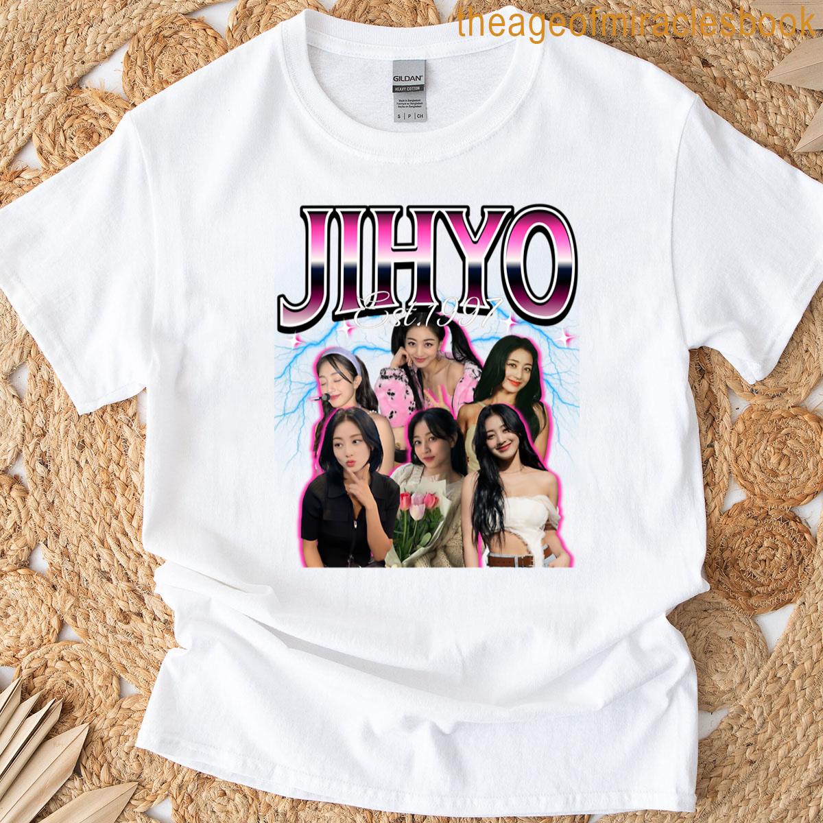 Jihyo 90s T-shirt