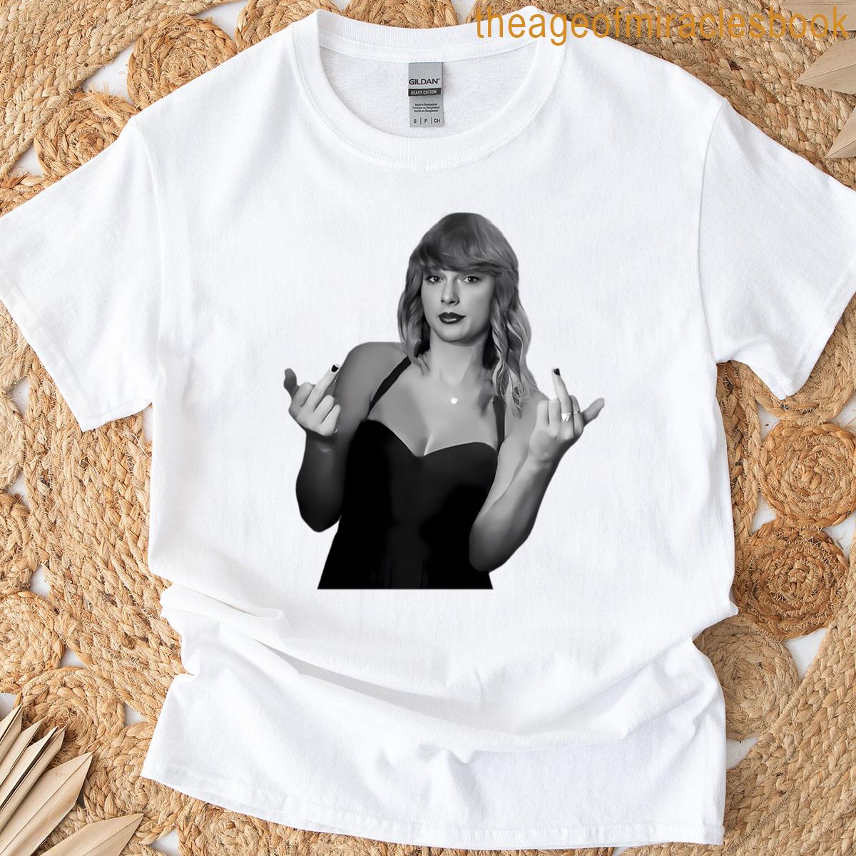 Taylor Middle Finger T-shirt