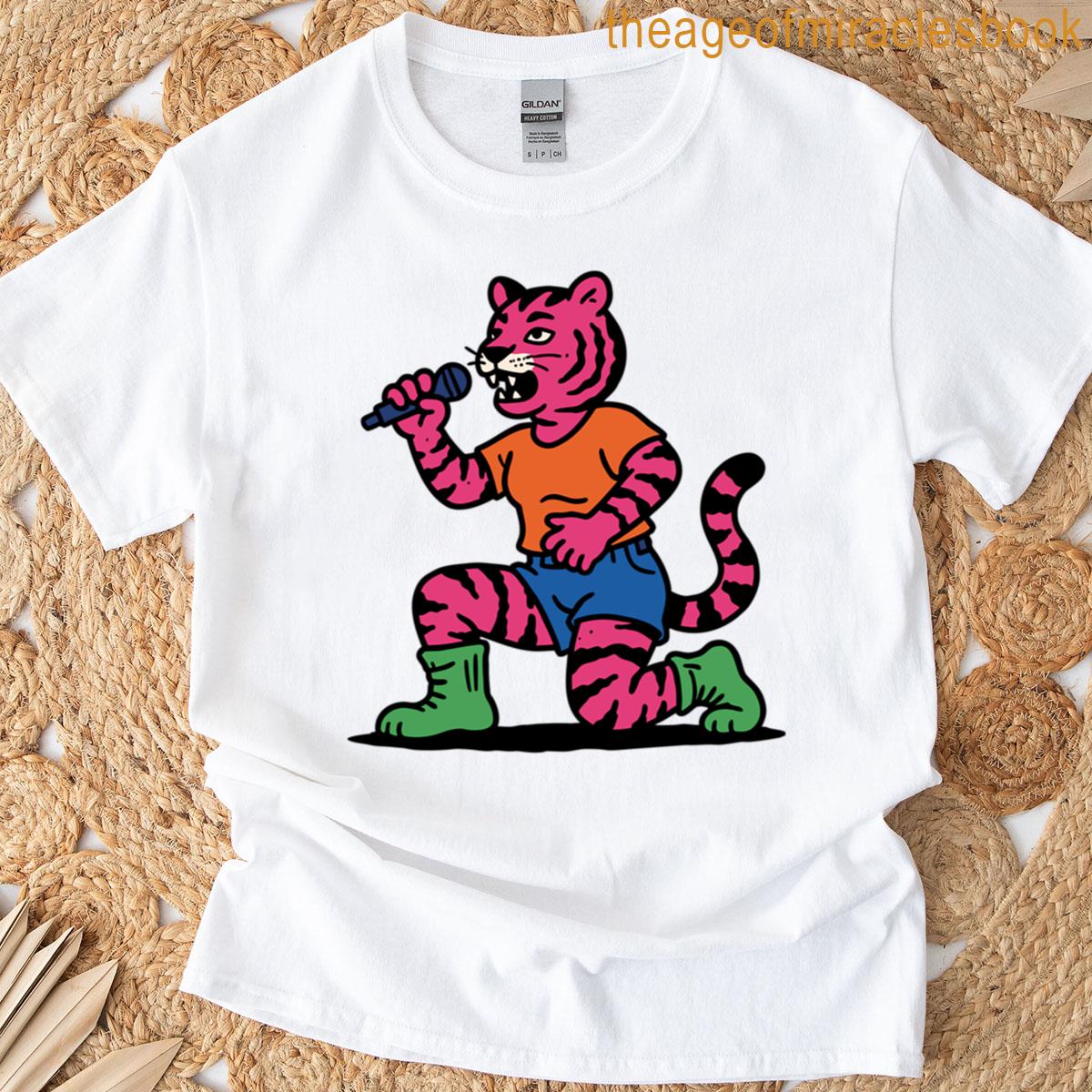Sing Like A Tiger Wild Performance Oversized T-shirt